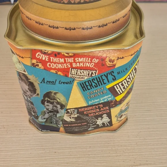 Vintage Tin with Colorful Design - Picture 3 of 6